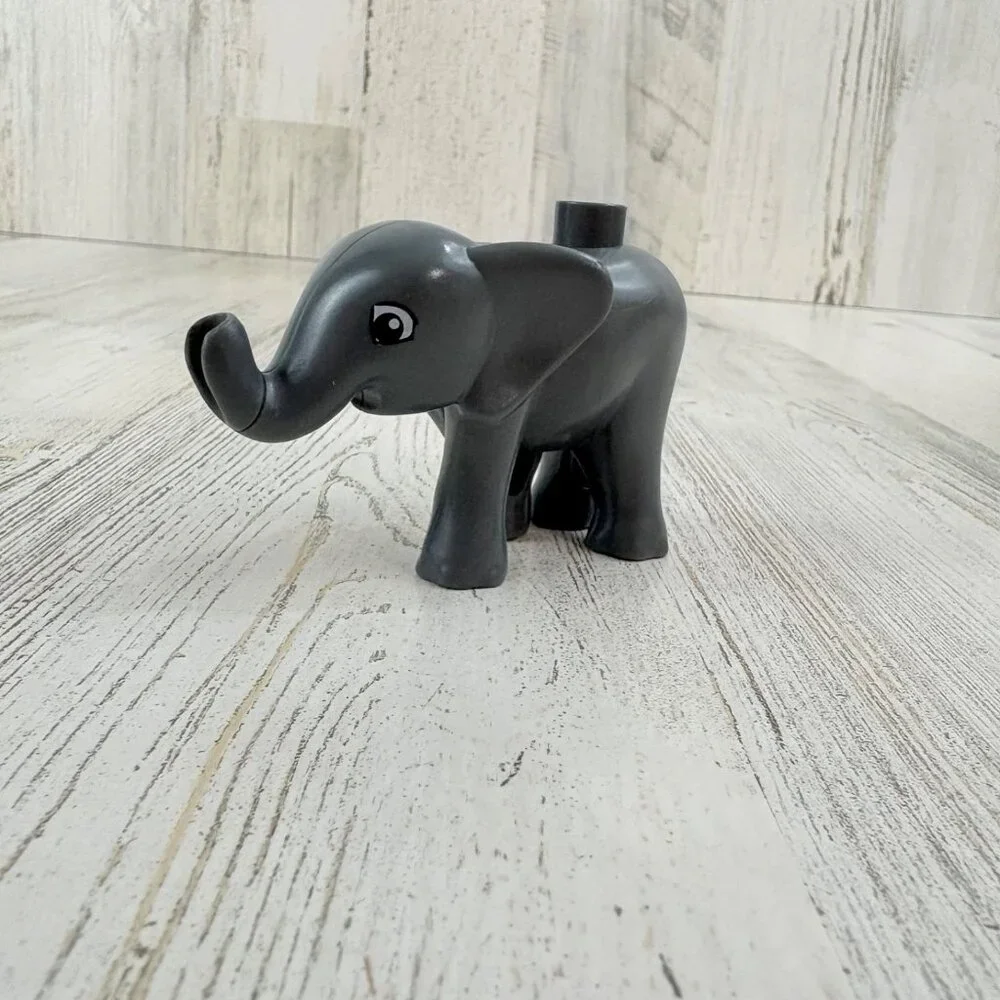 Lego duplo gray