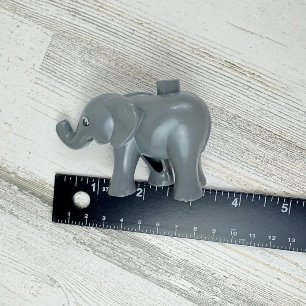 Lego duplo gray