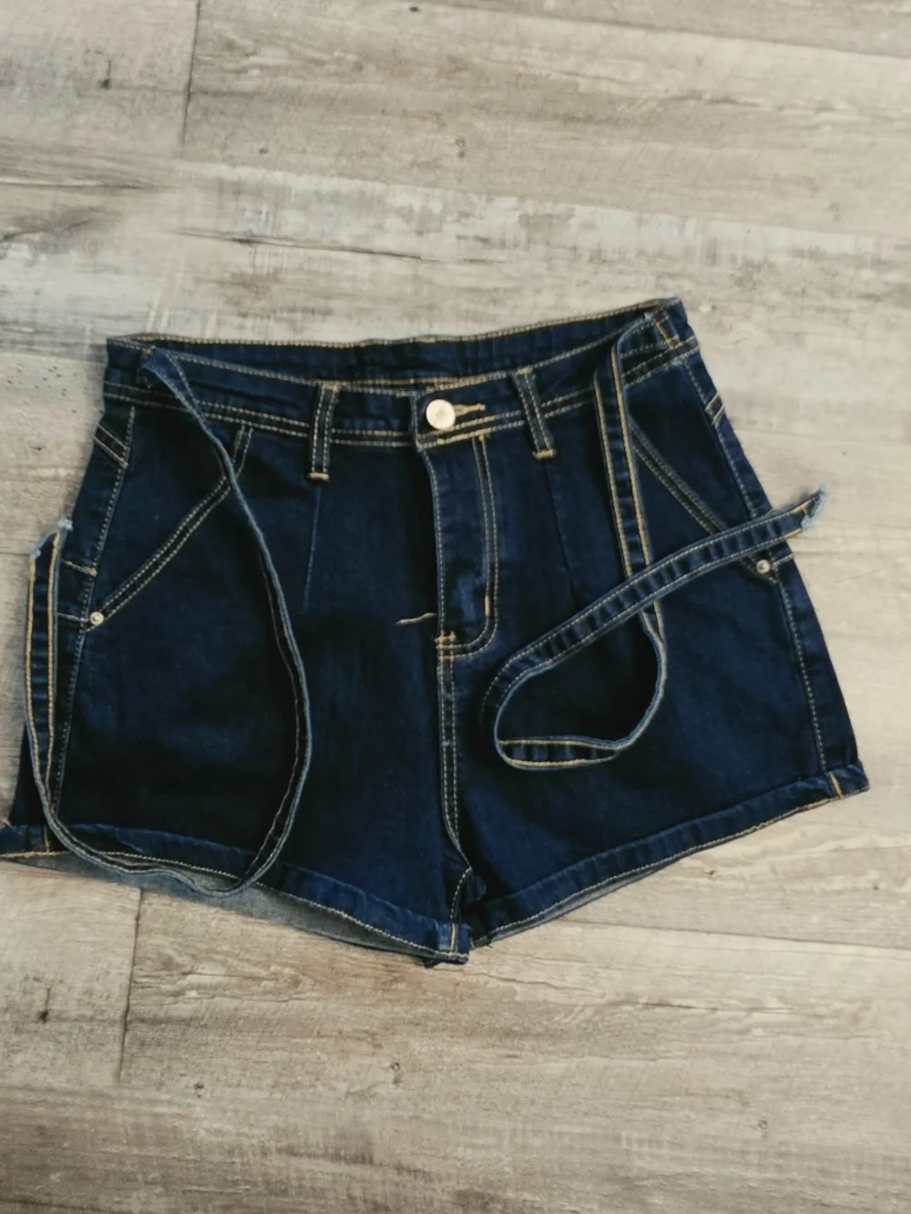 N/A 13 waist