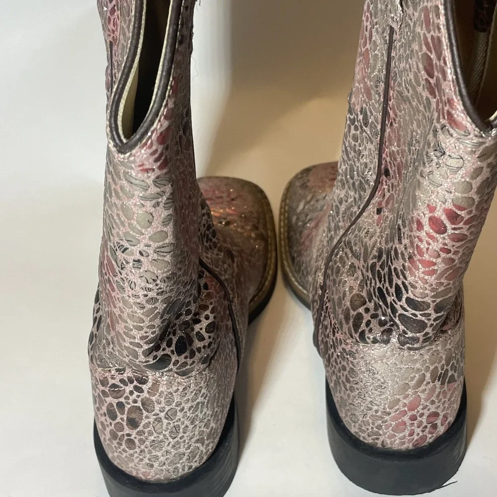 Old West function style durable