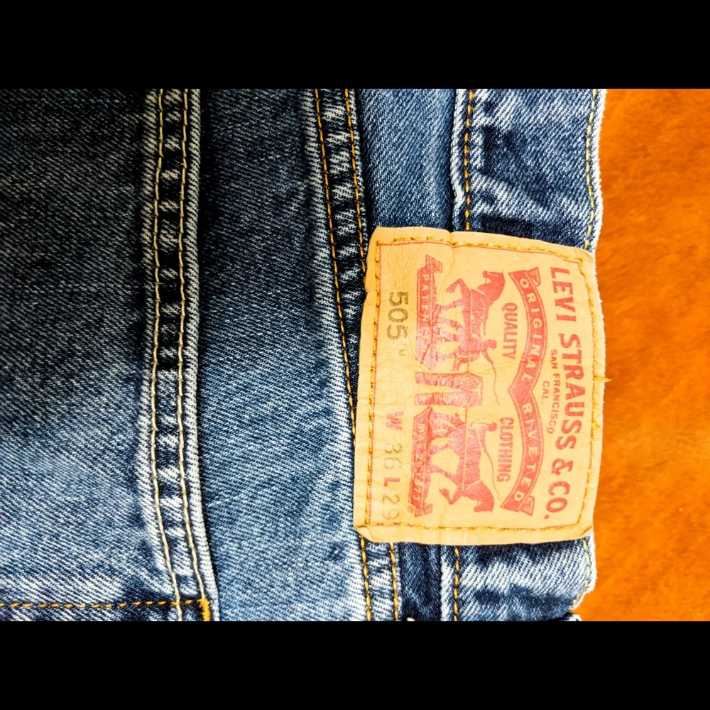 Levi's 505 jeans