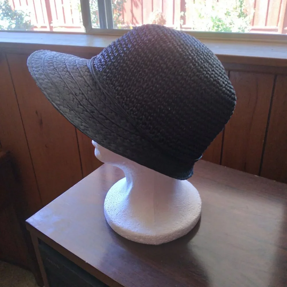 August Hats this chic