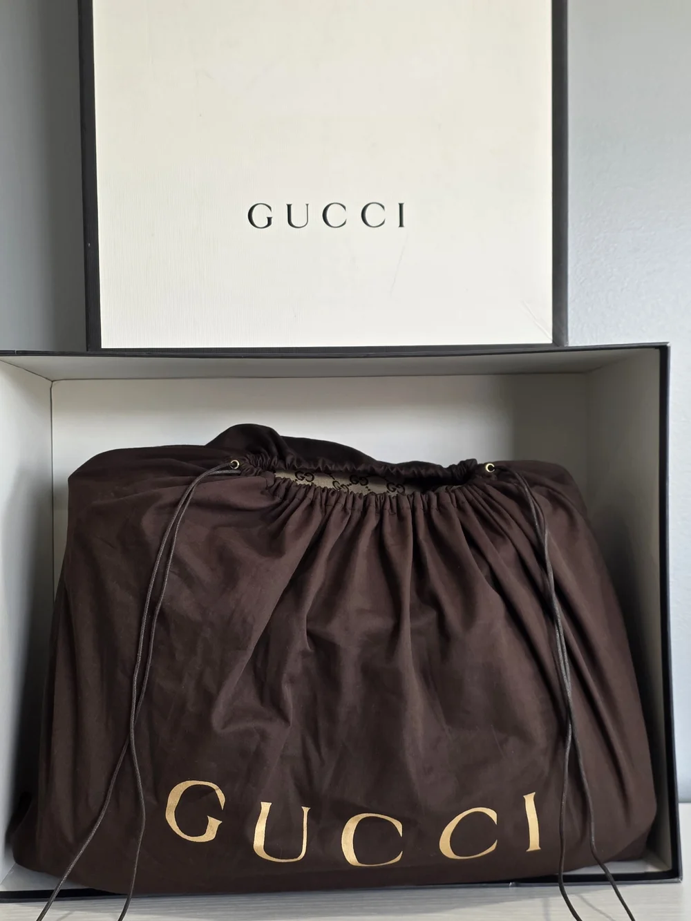 Gucci authentic shoulder