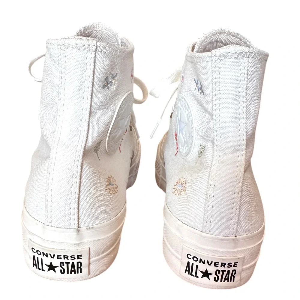 Converse Chuck Taylor All Star Lift Floral Embroidered Hi Tops‎ Women 8.5