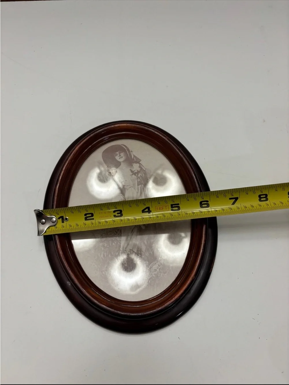N/A vintage oval