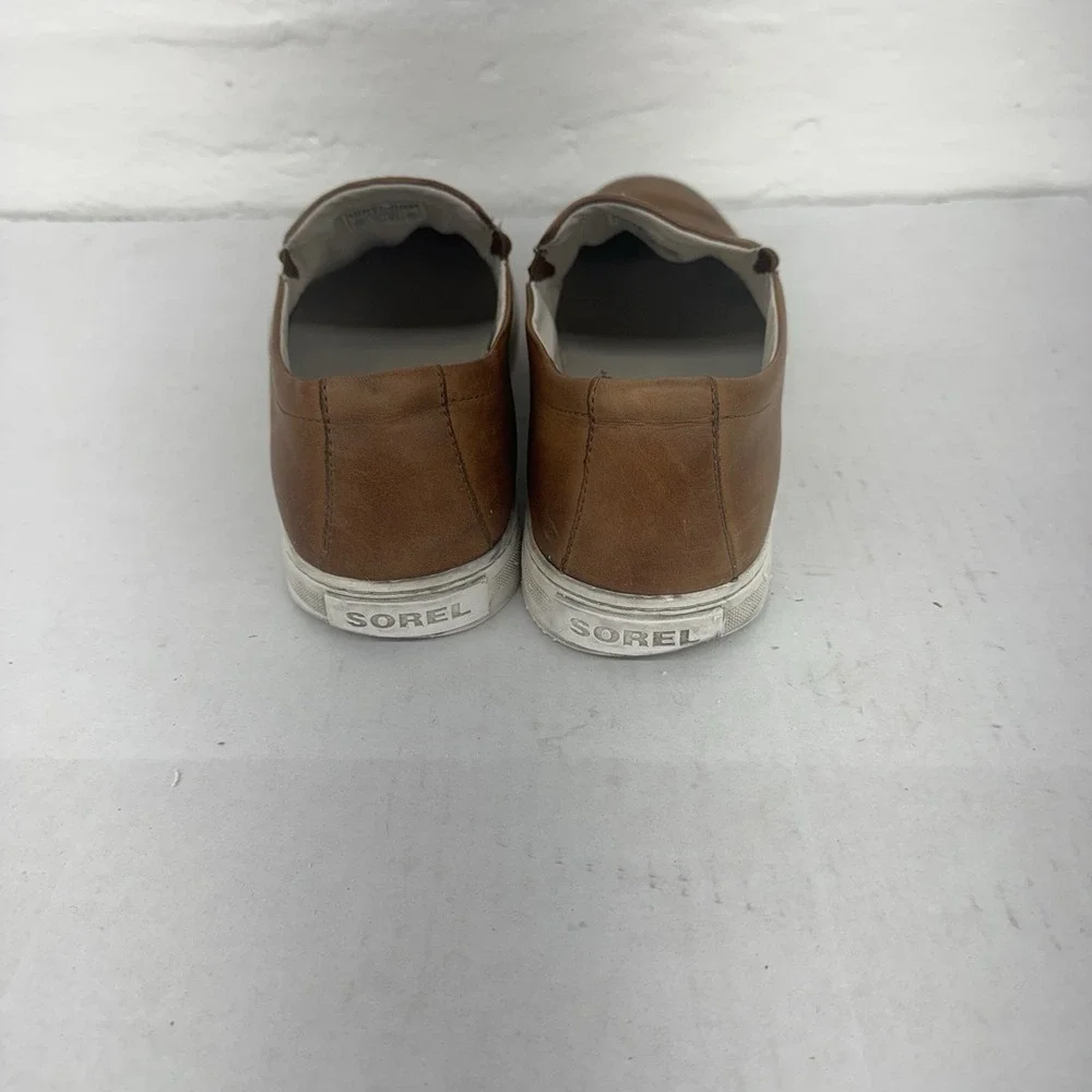 Sorel men caribou