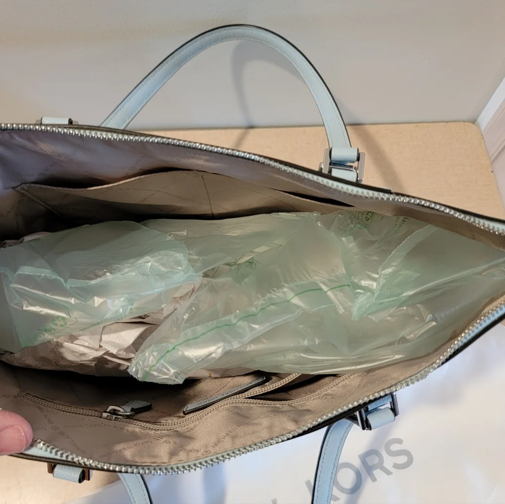 Michael Kors Charlotte Shoulder Tote Saffiano Leather Vista Blue‎