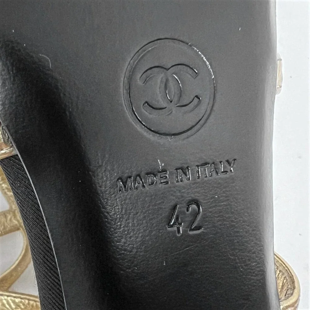 CHANEL authentic black