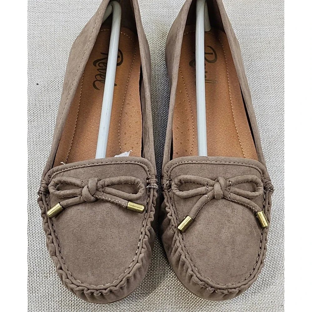 Revel Girls Darcy Moccasin Flats Taupe Faux Suede Loafers Bow Detail‎ Size 4
