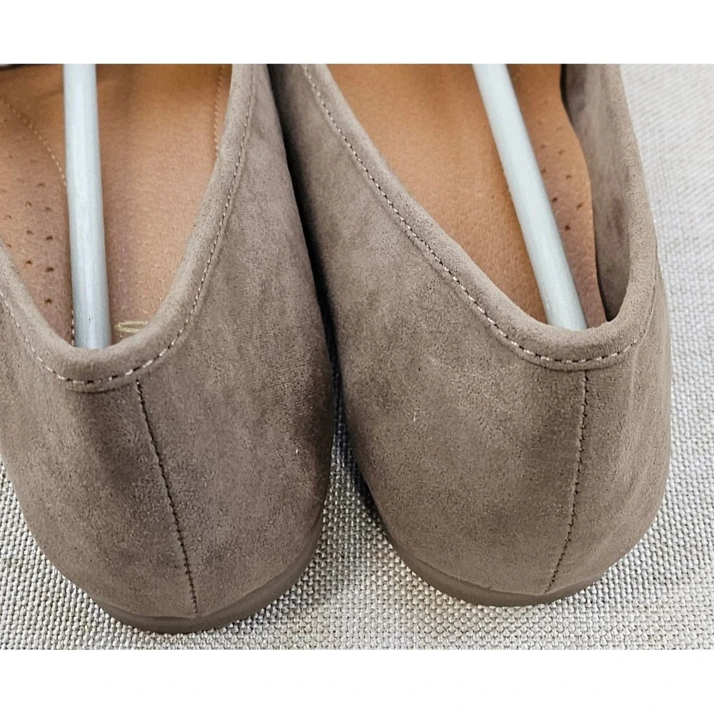 Revel Girls Darcy Moccasin Flats Taupe Faux Suede Loafers Bow Detail‎ Size 4