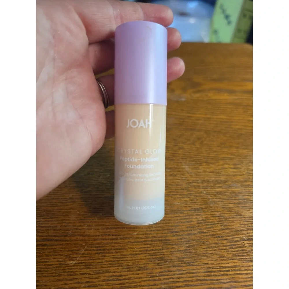 JOAH Crystal Glow Peptide Foundation FN030 1.0 / 1oz  New!!!