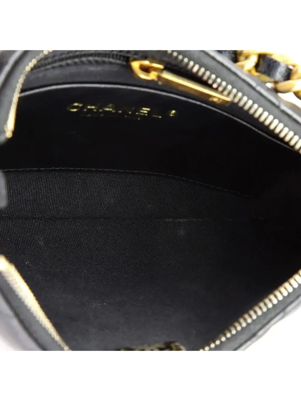 CHANEL elevate your