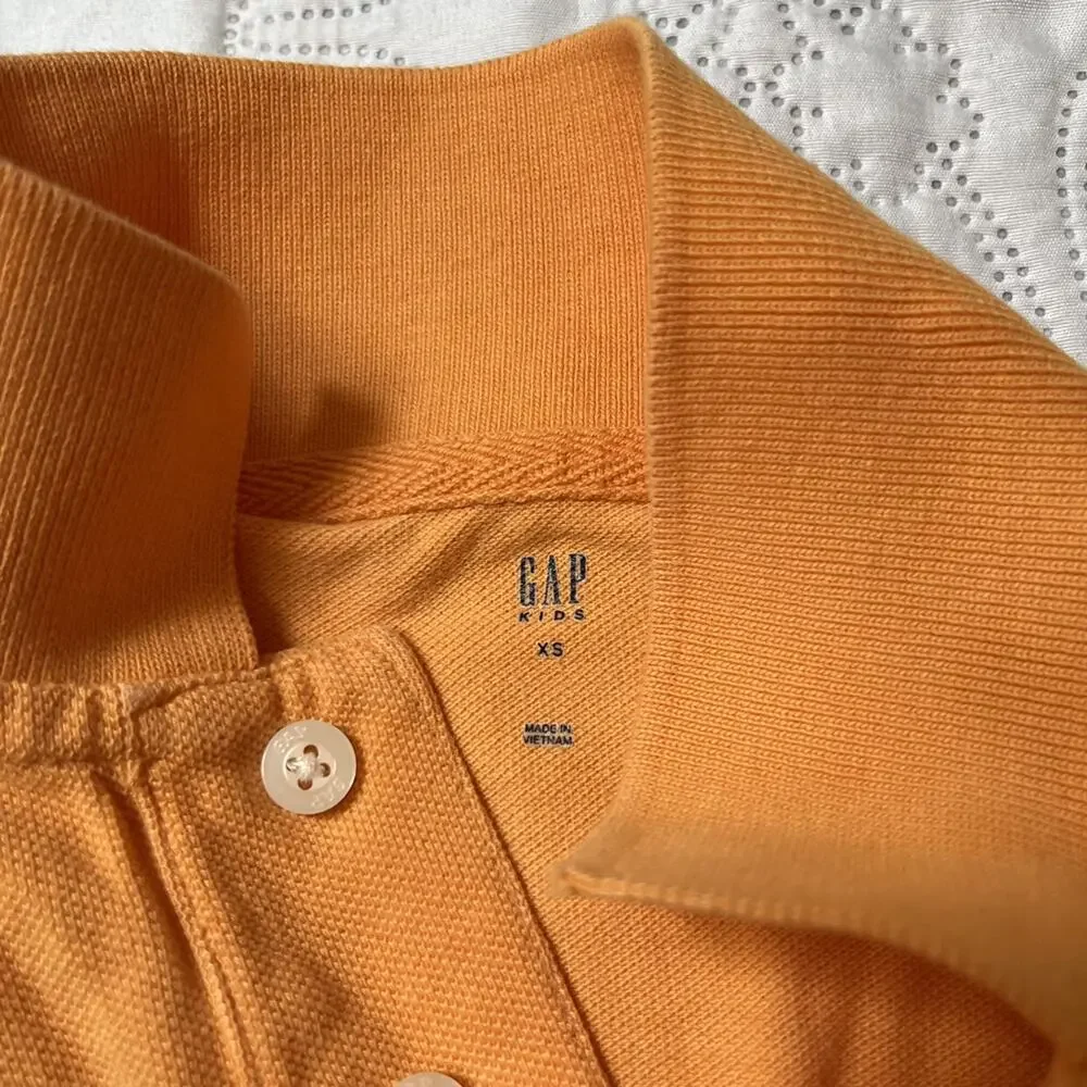 GAP short sleeve
