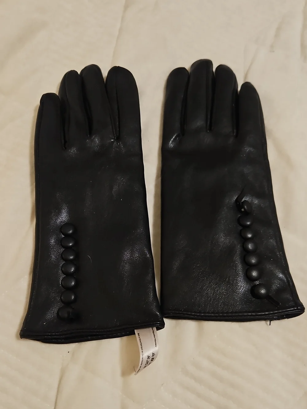 Classic Black  Button-Trim Gloves - Urban Outfitters