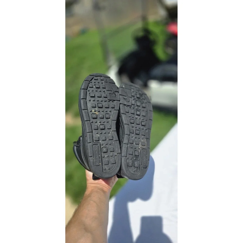 Nike rubber around