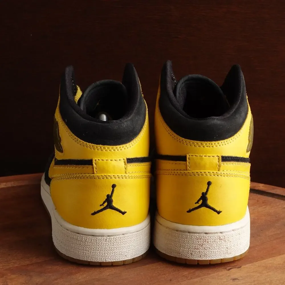 Nike sneakers sz