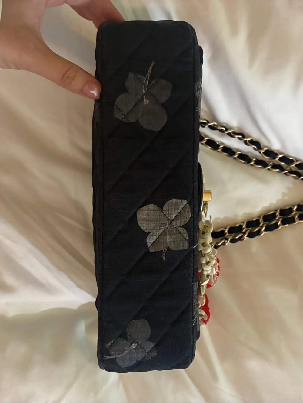 CHANEL shoulder bag