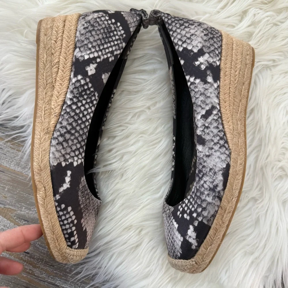 Tory Burch vguc size