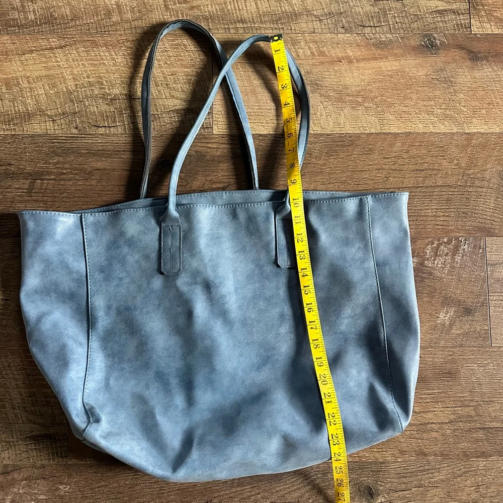 Saks Fifth Avenue Blue Tote Bag Large