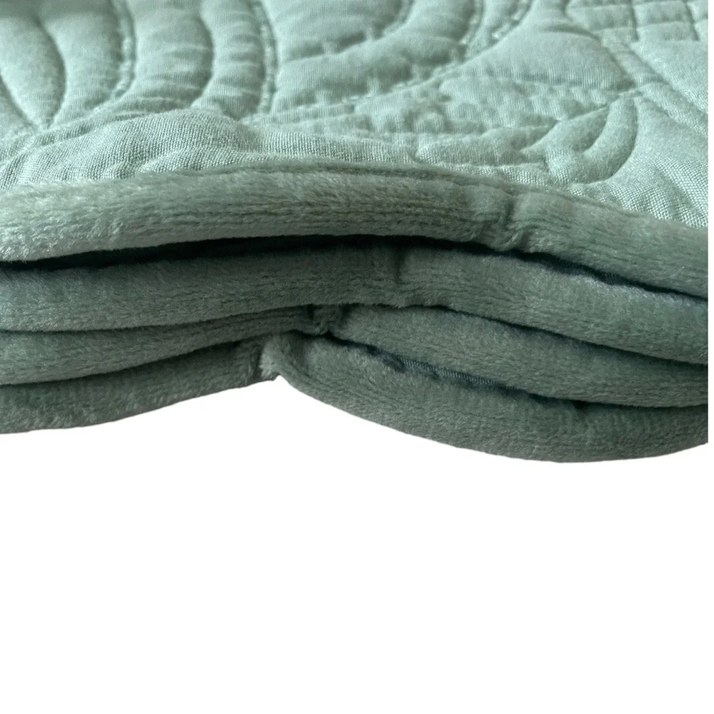 Tahari home set