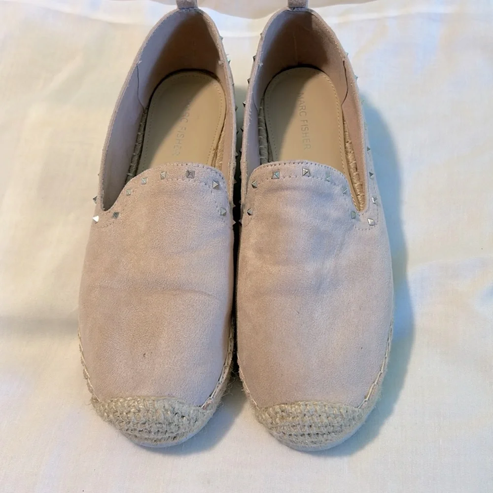 Marc Fisher gently used