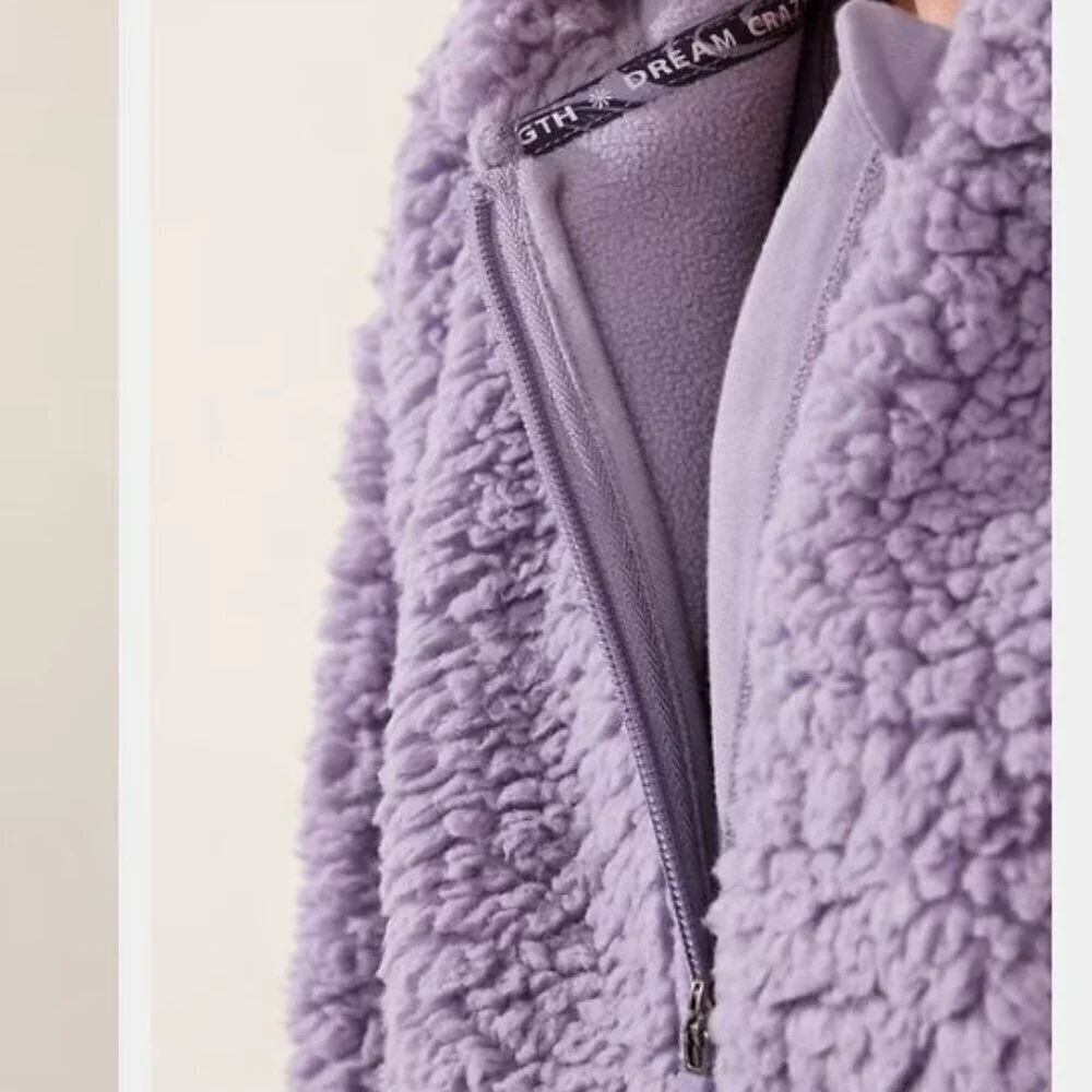 Athleta helps clean great