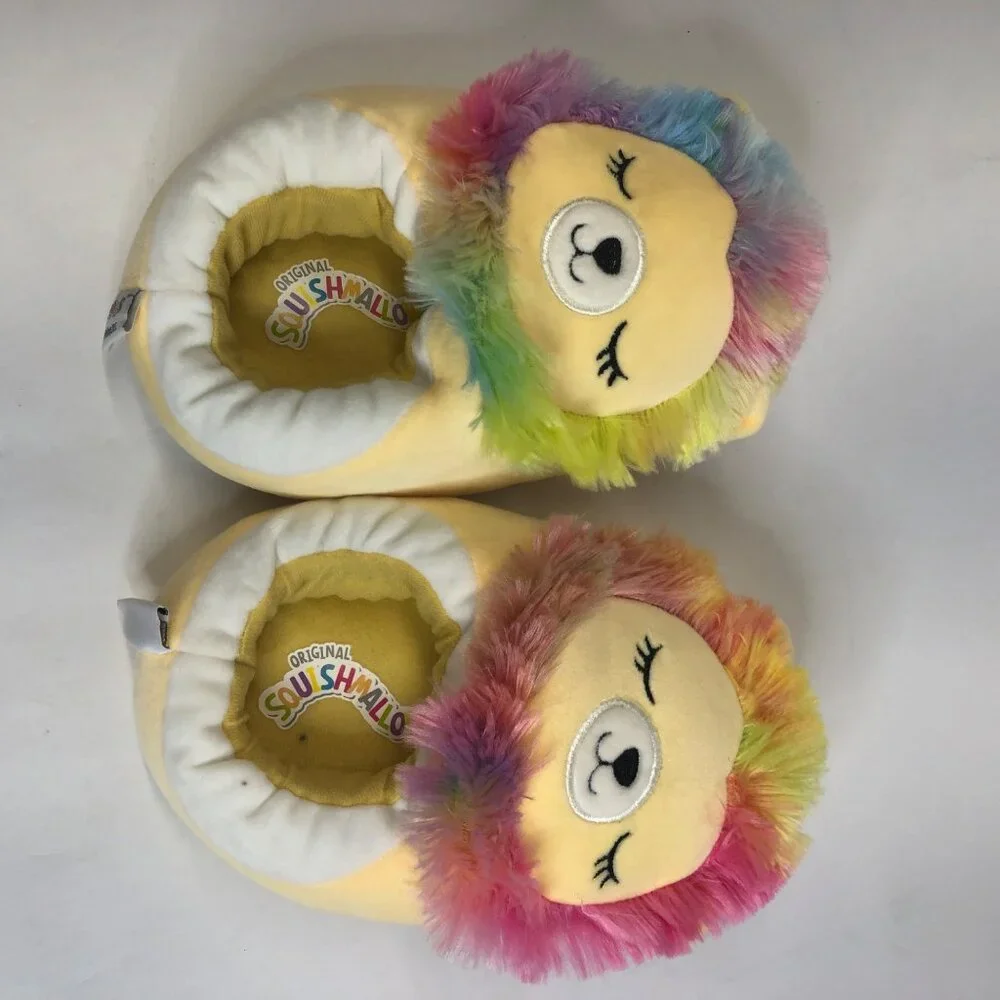 Squishmallows Unisex Rainbow Lion Slippers‎ Size 2-3