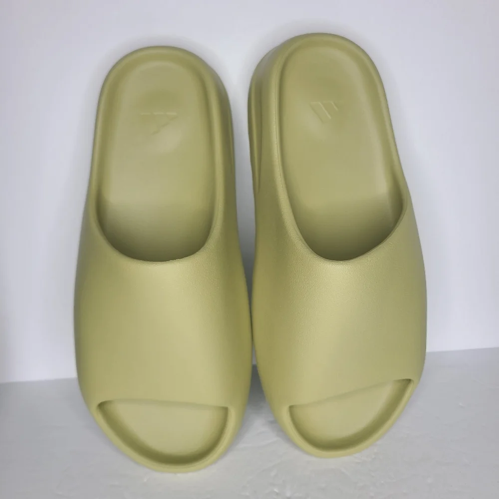 Yeezy adidas slide