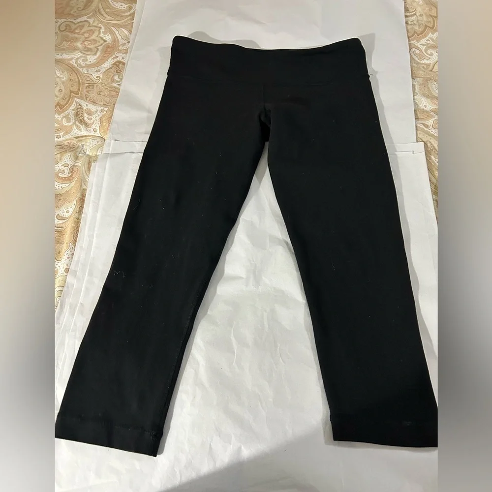 lululemon athletica comfortable stylish