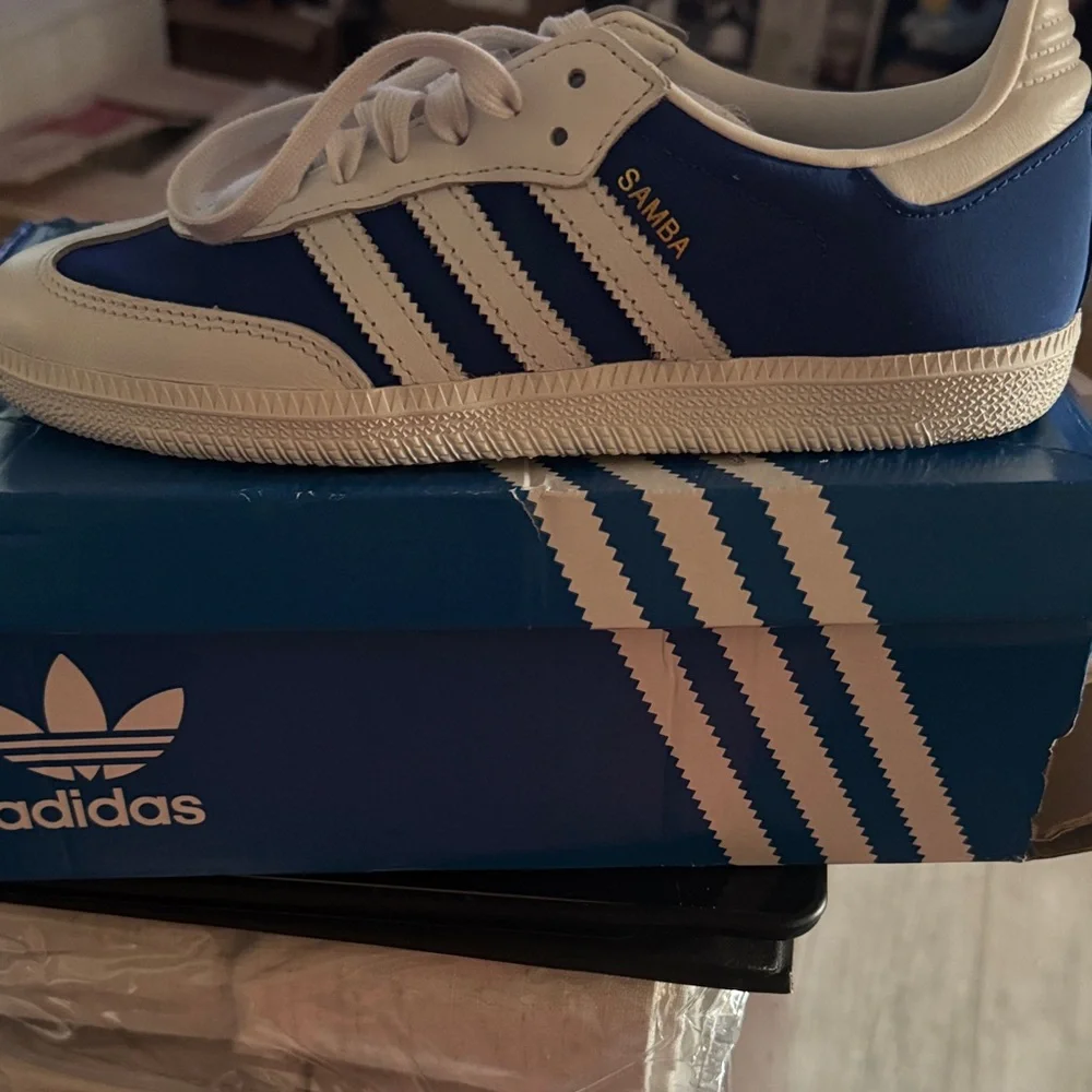 adidas sneakers original