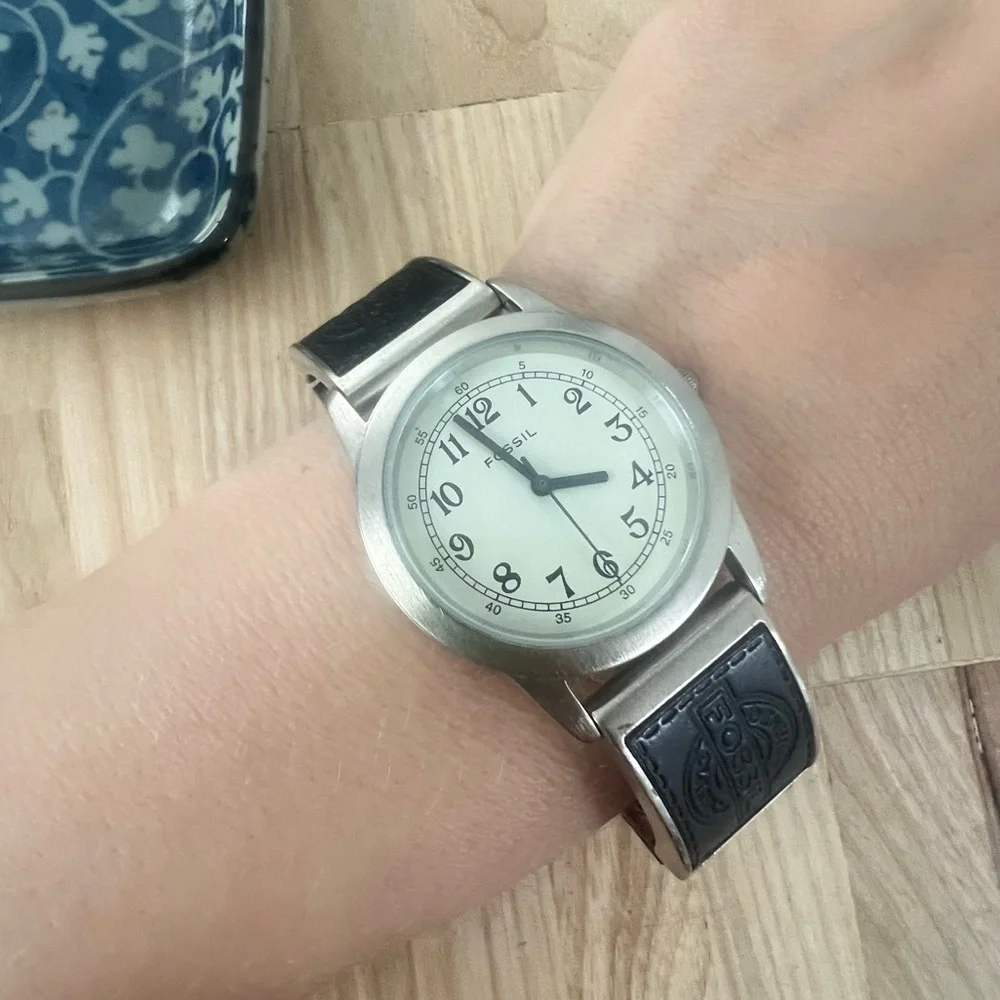 Fossil brand model