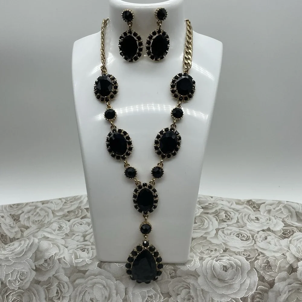 Necklace‎ & Dangle Earrings Gold Tone Black Faceted Teardrop Adjustable Fashion