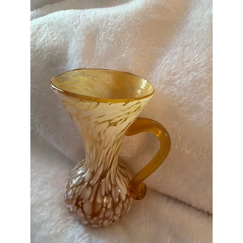 Vintage Amber White Spatter Cased Art Glass Pitcher Applied Handle Vase Jug 6