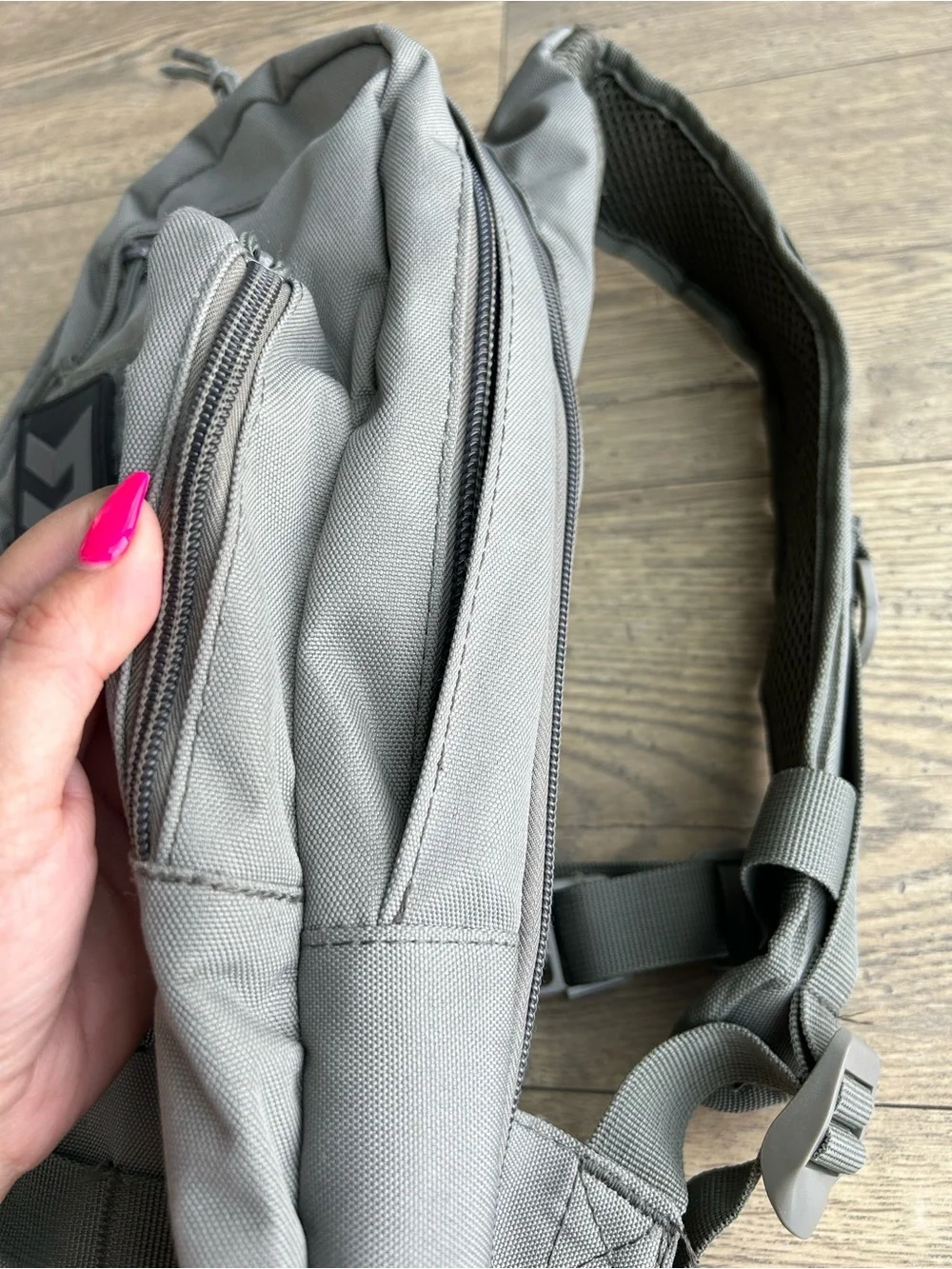 3V Gear durable grey