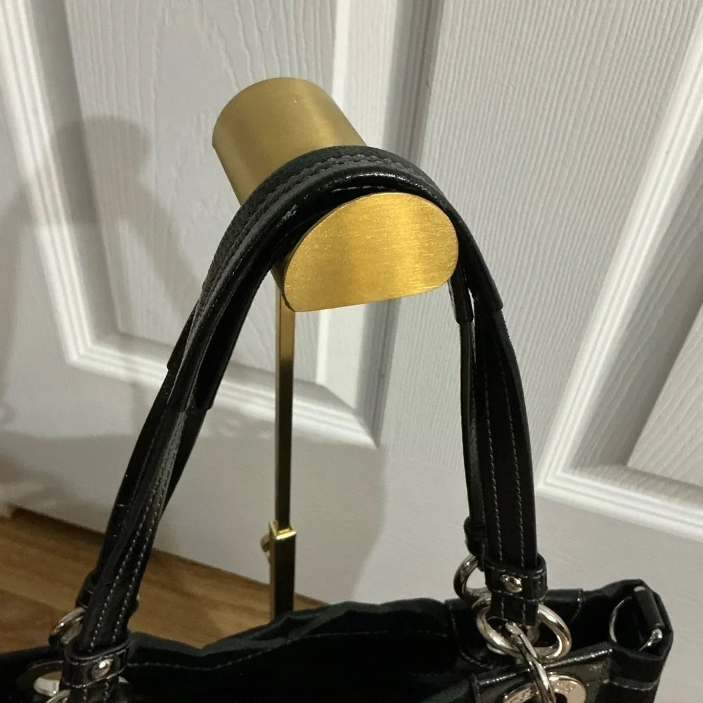 Coach chic shoulder