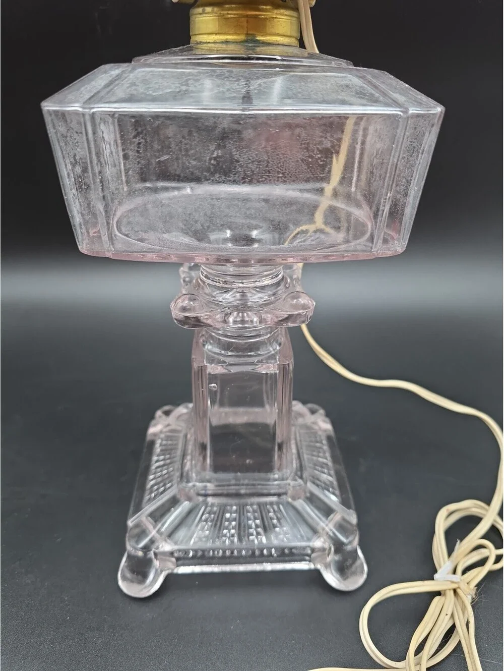 Antique *the base