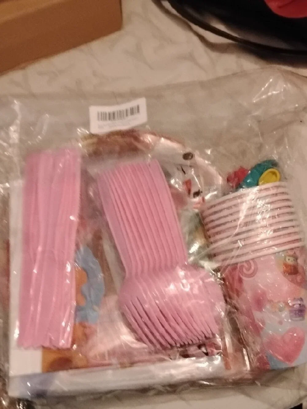 The Unbranded Brand decorative pink