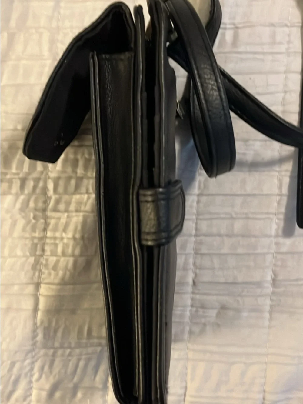 N/A compact black
