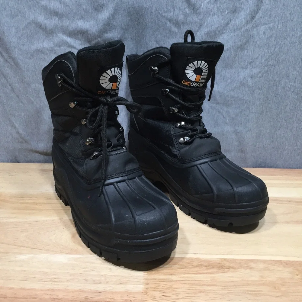 Akademiks snow boots