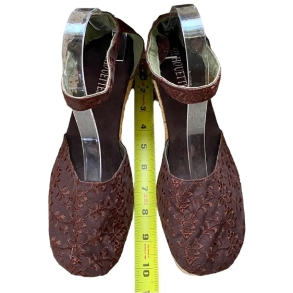 Silhouette silhouettes eyelet