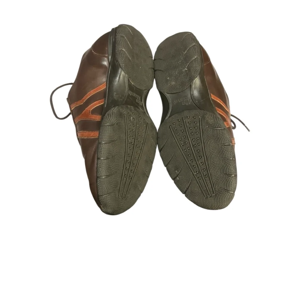 Allen Edmonds very good