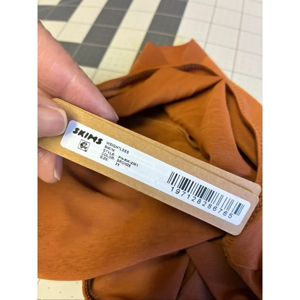 SKIMS bikini more women’s