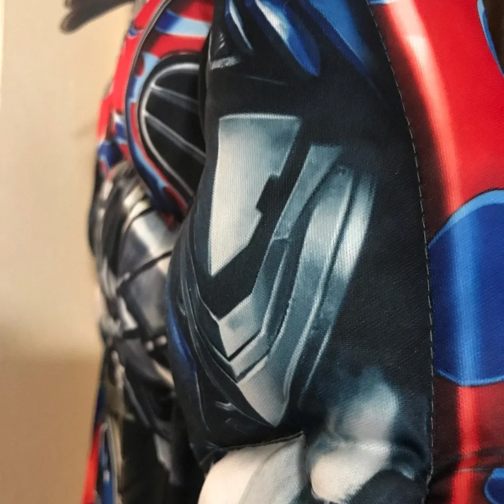 Hasbro dynamic robot