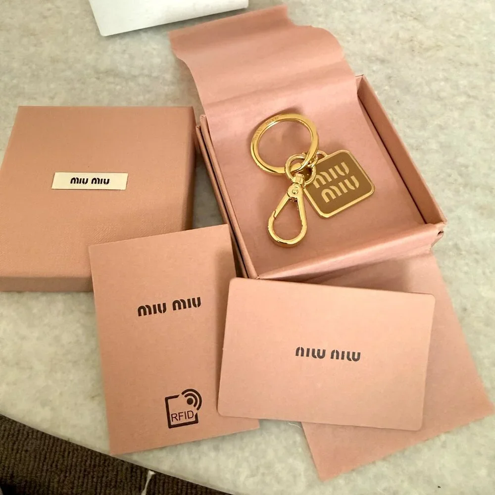 Miu Miu miu gold