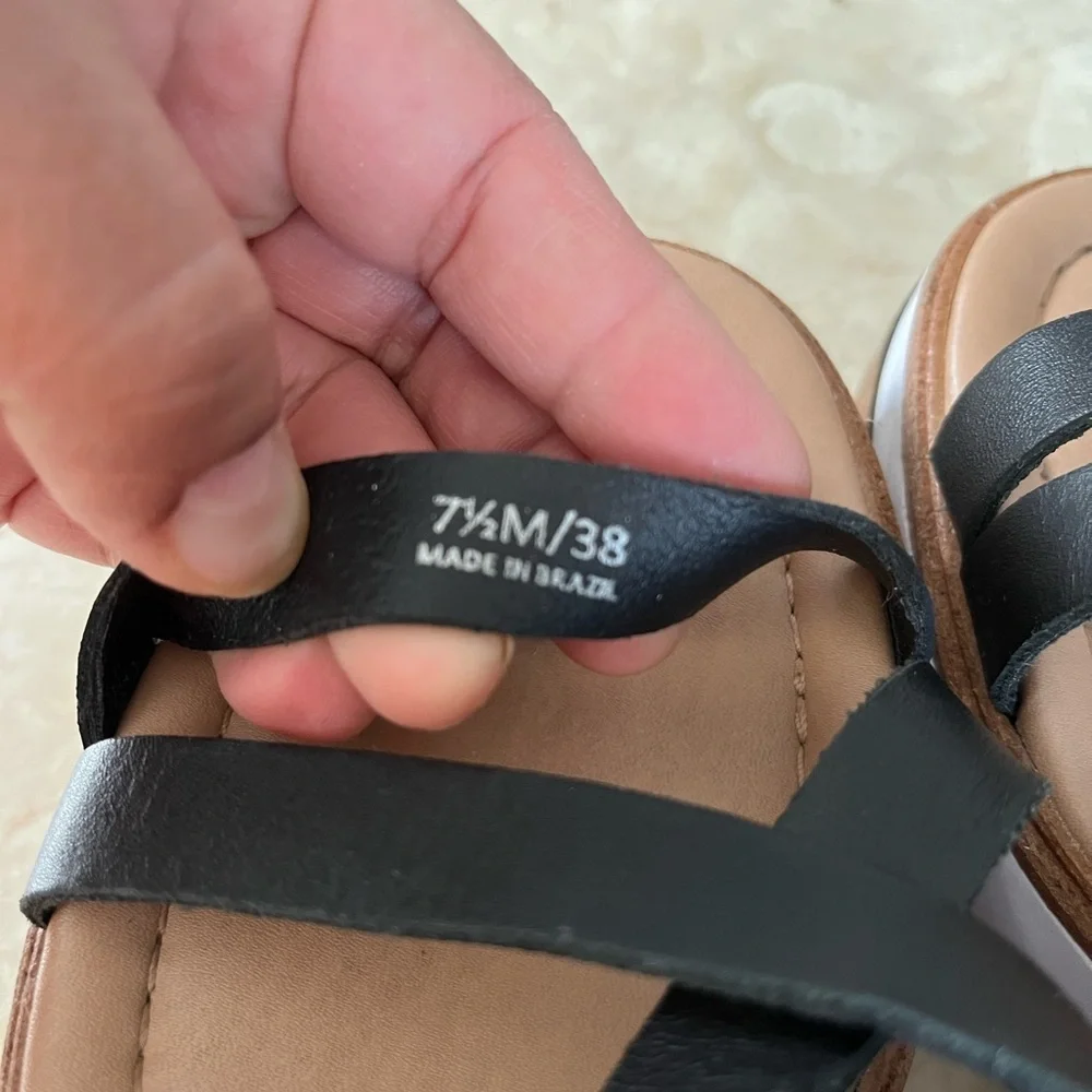 Lucky Brand step into