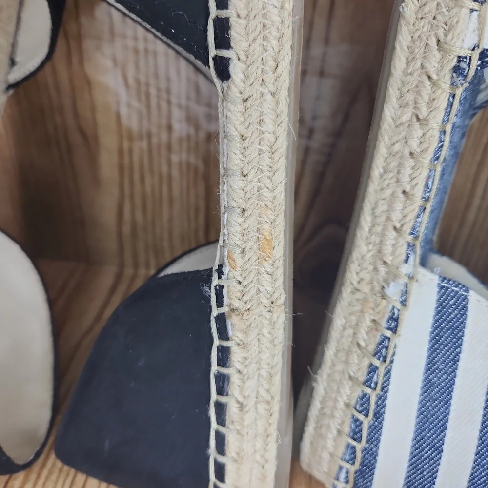 GAP pairs espadrille