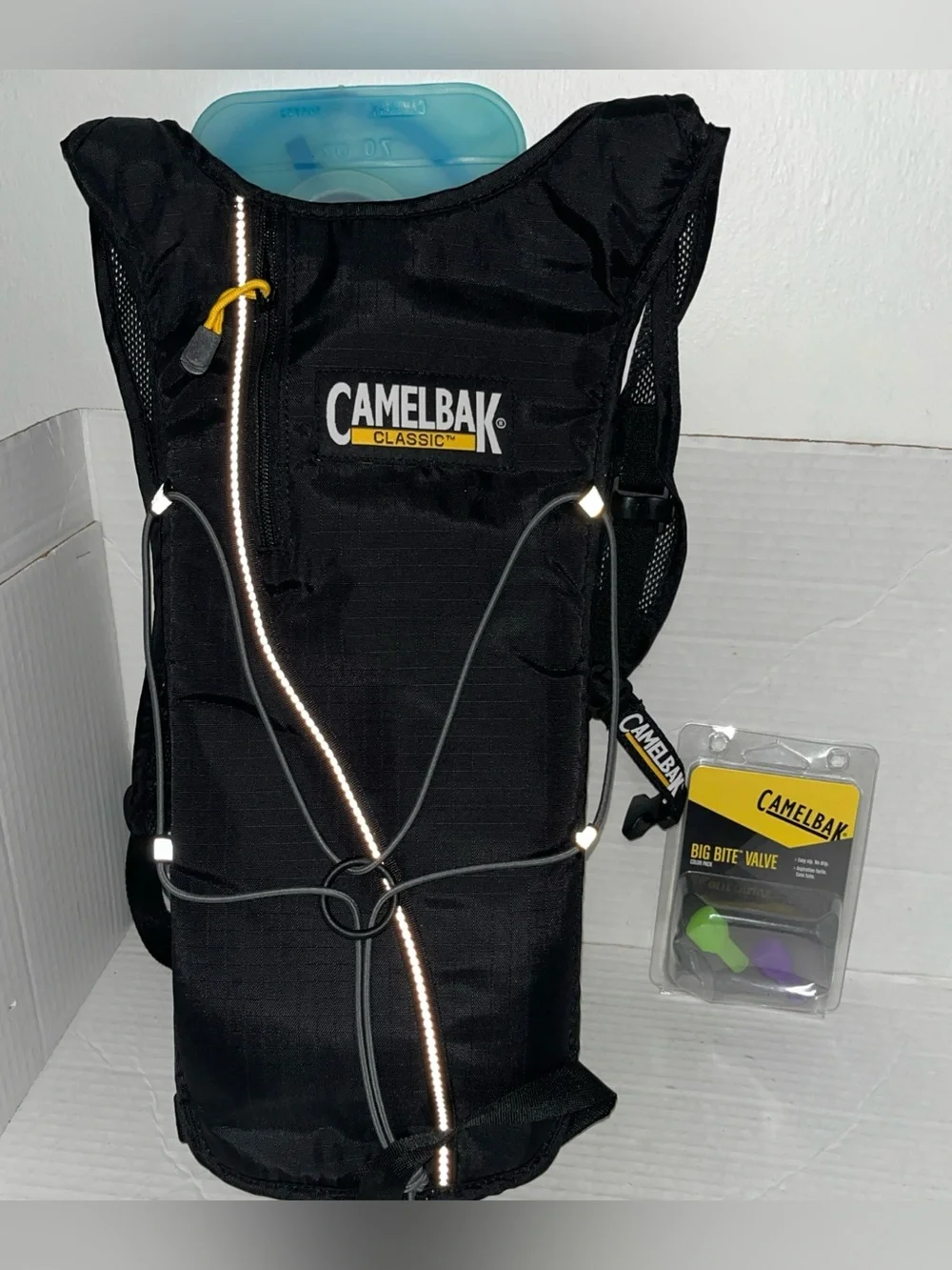 CamelBak Classic Hydration Pack 70oz Hiking Backpack Bag W/ Bladder & Valve