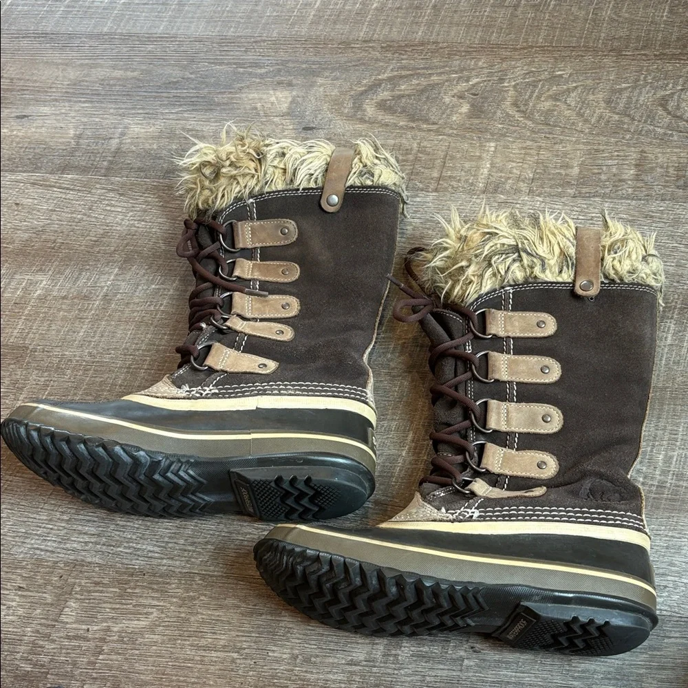 Sorel side waterproof