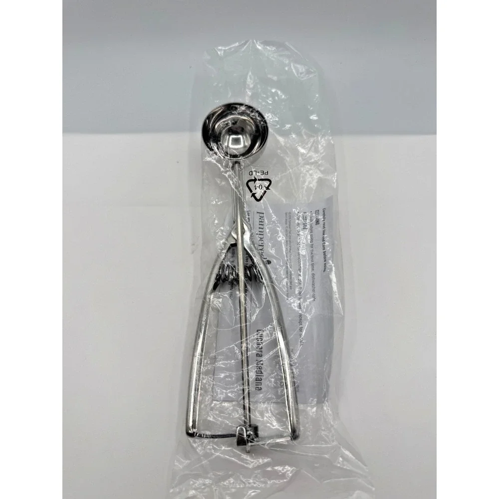 Pampered Chef Medium Scoop Stainless Steel 2 Tablespoon 2540 New DISHWASHER SAFE