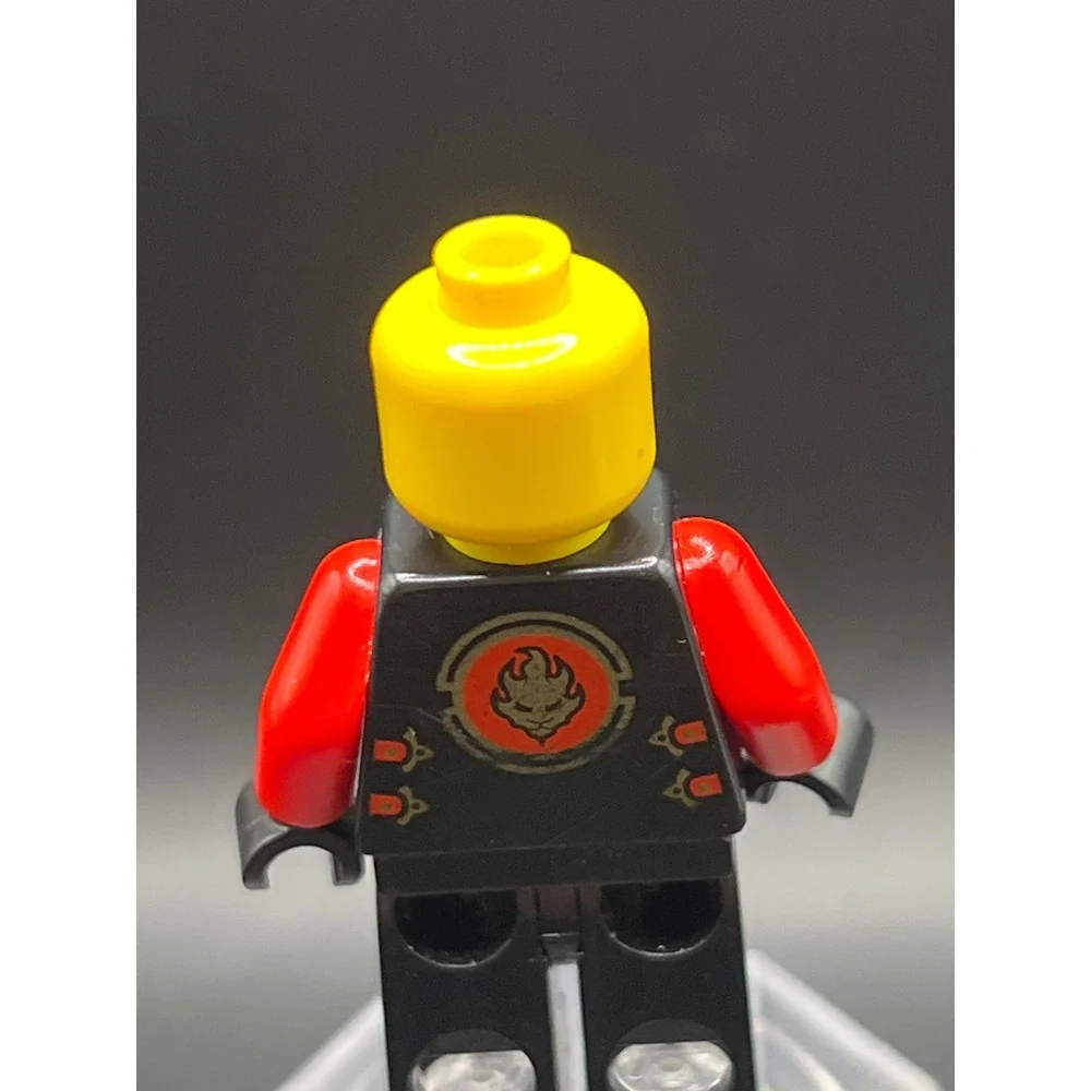 Lego signature cowl